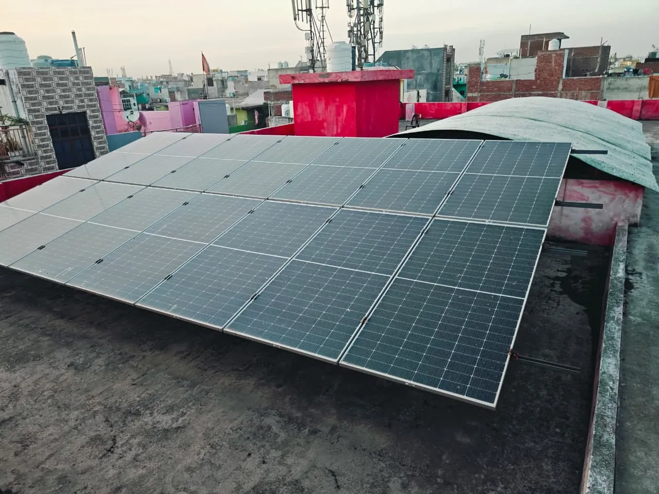 Rooftop view of the solar installation at Shanti Niketan Inter College